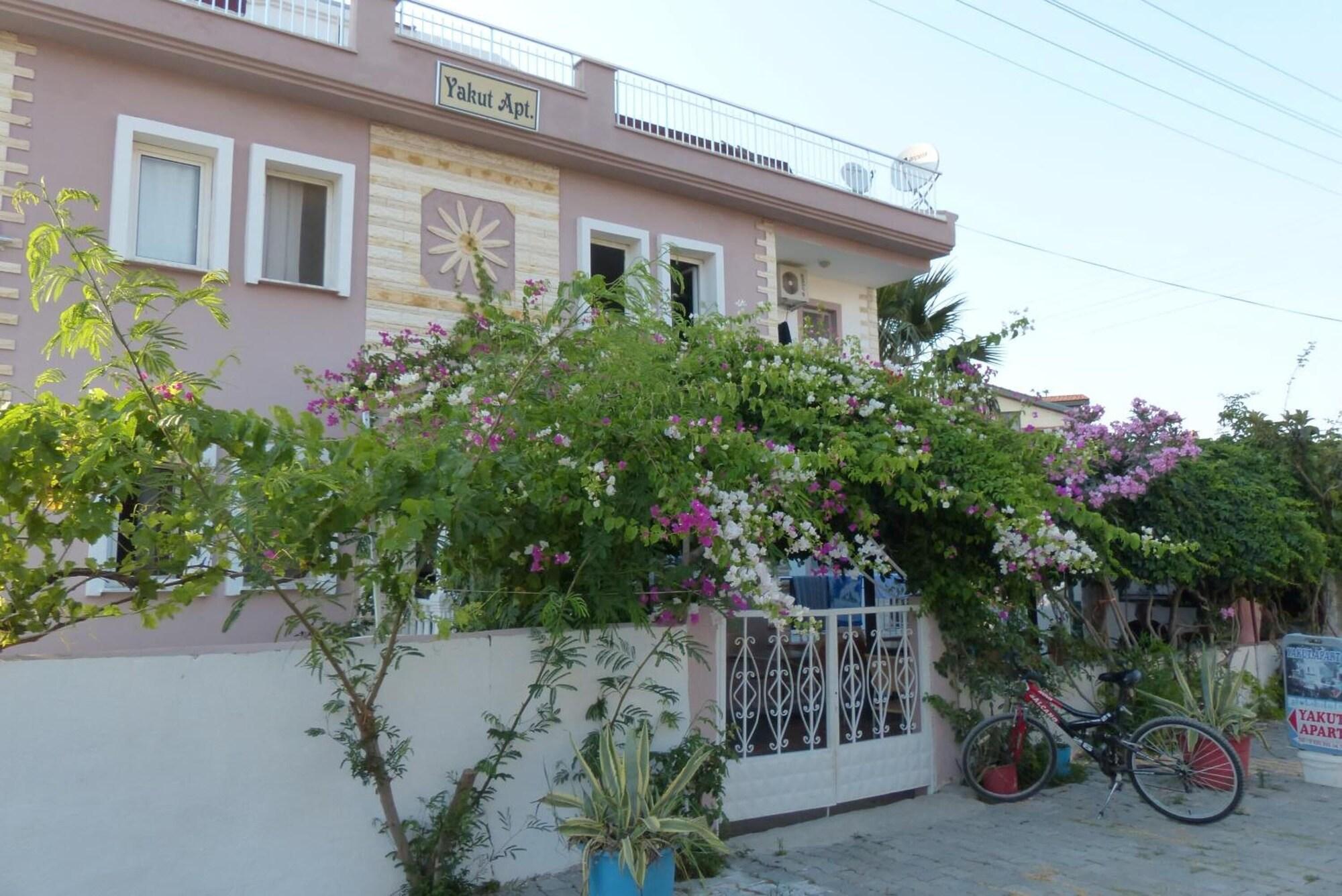 Vista Exterior Yakut Apart Hotel