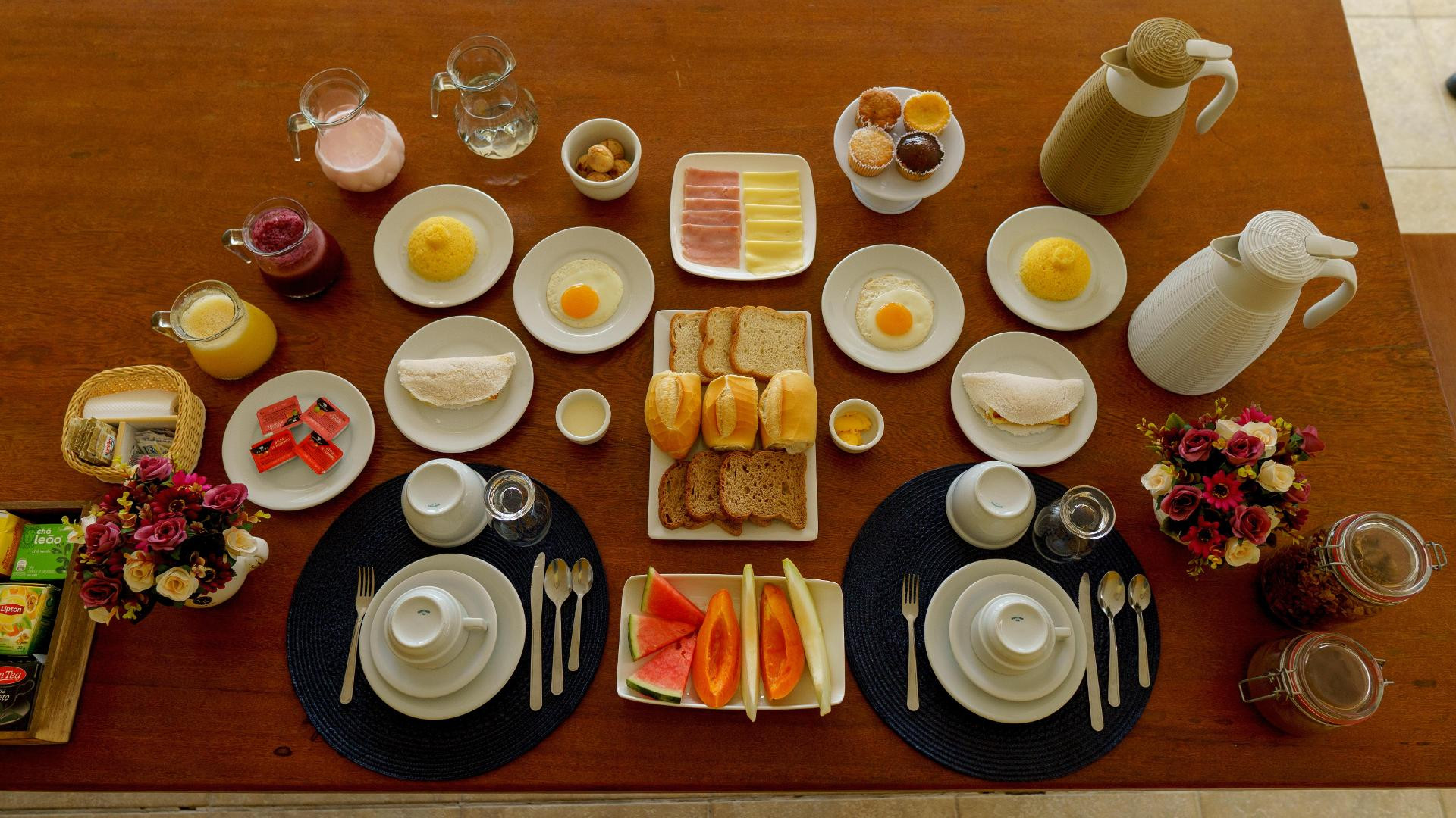 Varios Mangata Suítes