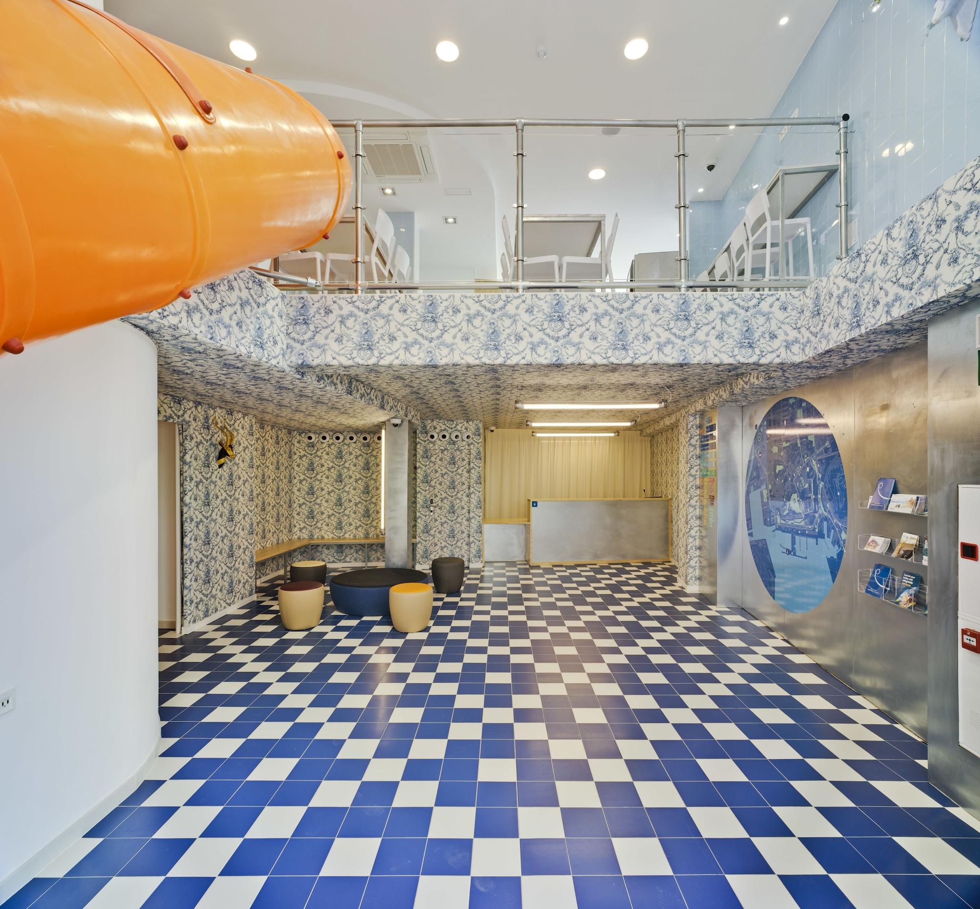 Vista Lobby Loop INN Hostel Cartagena