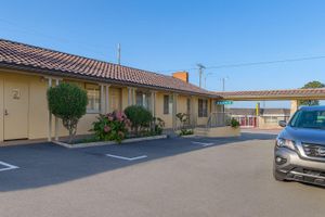 Alojamiento - El Castell Motel