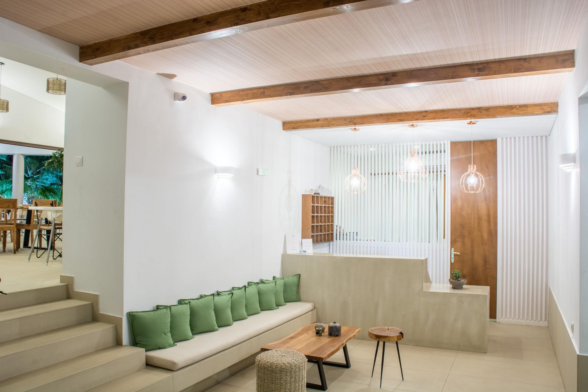 Vista Lobby Lazaros Hotel Resort