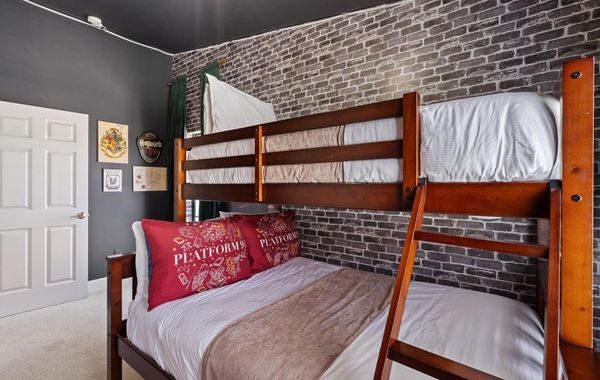 Enchanted Garden Resort 2 Miles from Disney 4 Bedroom Townhome 4 Townhouse - Hoteles cerca de Walt Disney World en Orlando