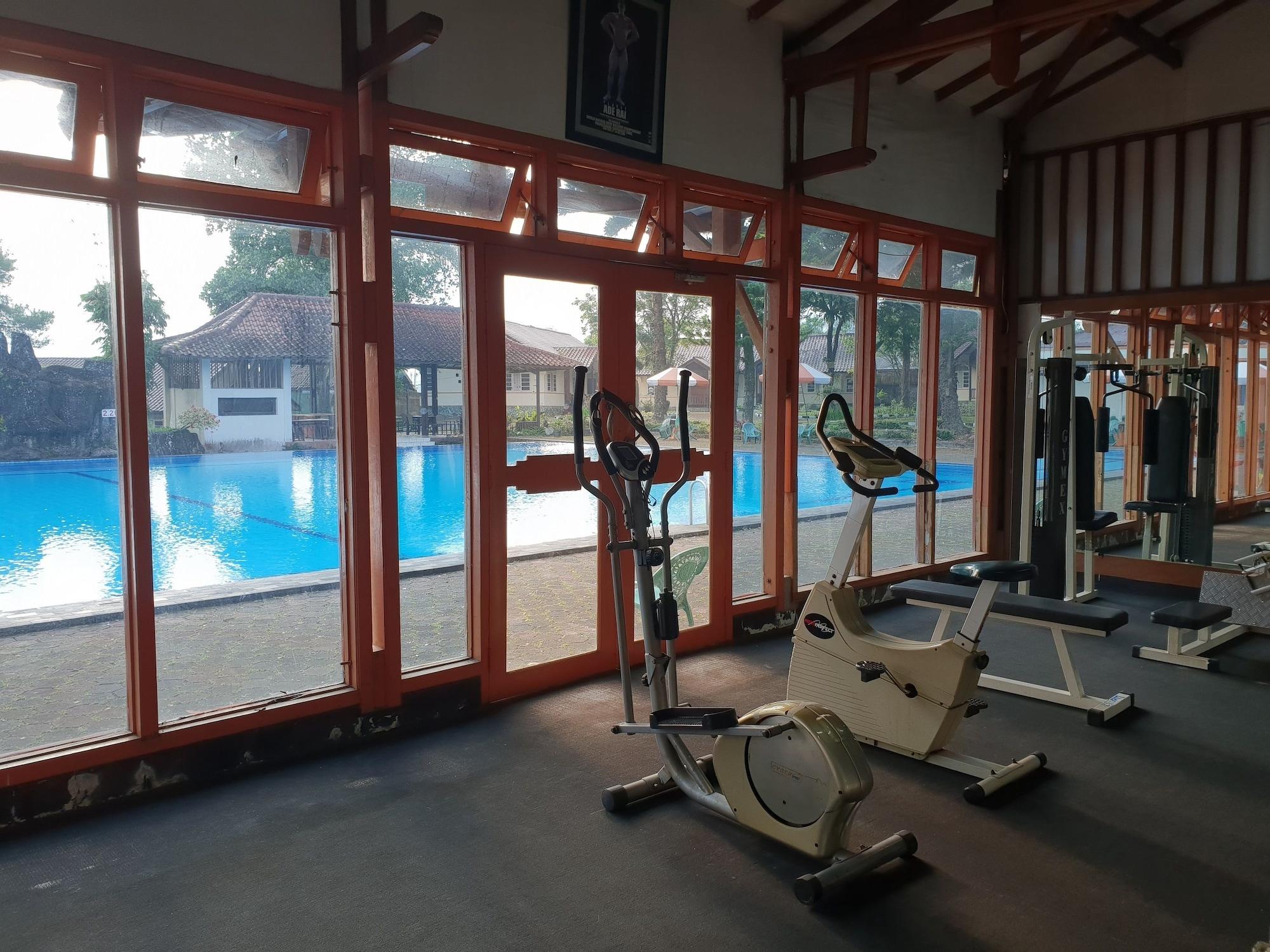 Gimnasio Cisarua Indah Cottage