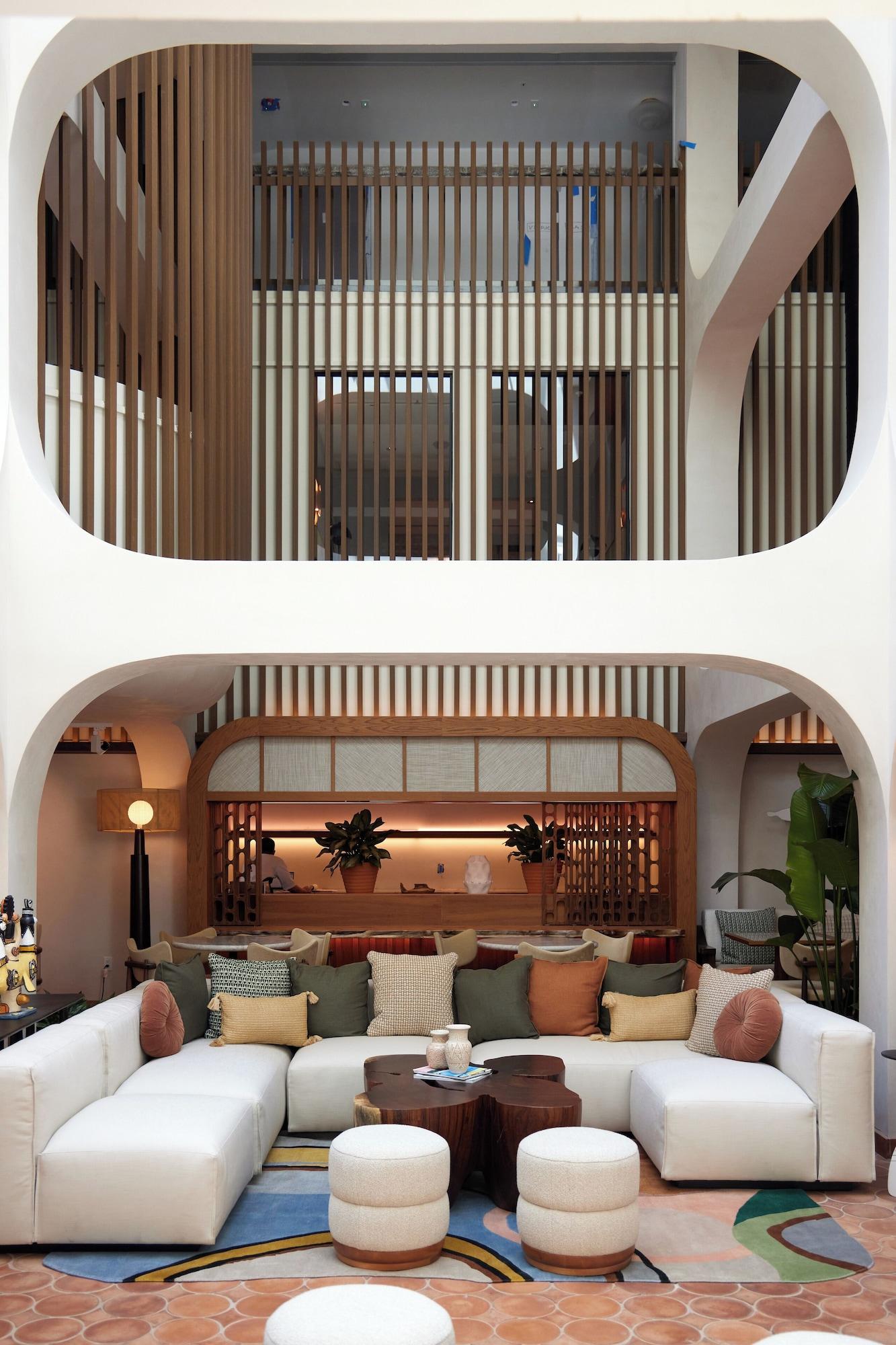 Vista Lobby The Moore Miami