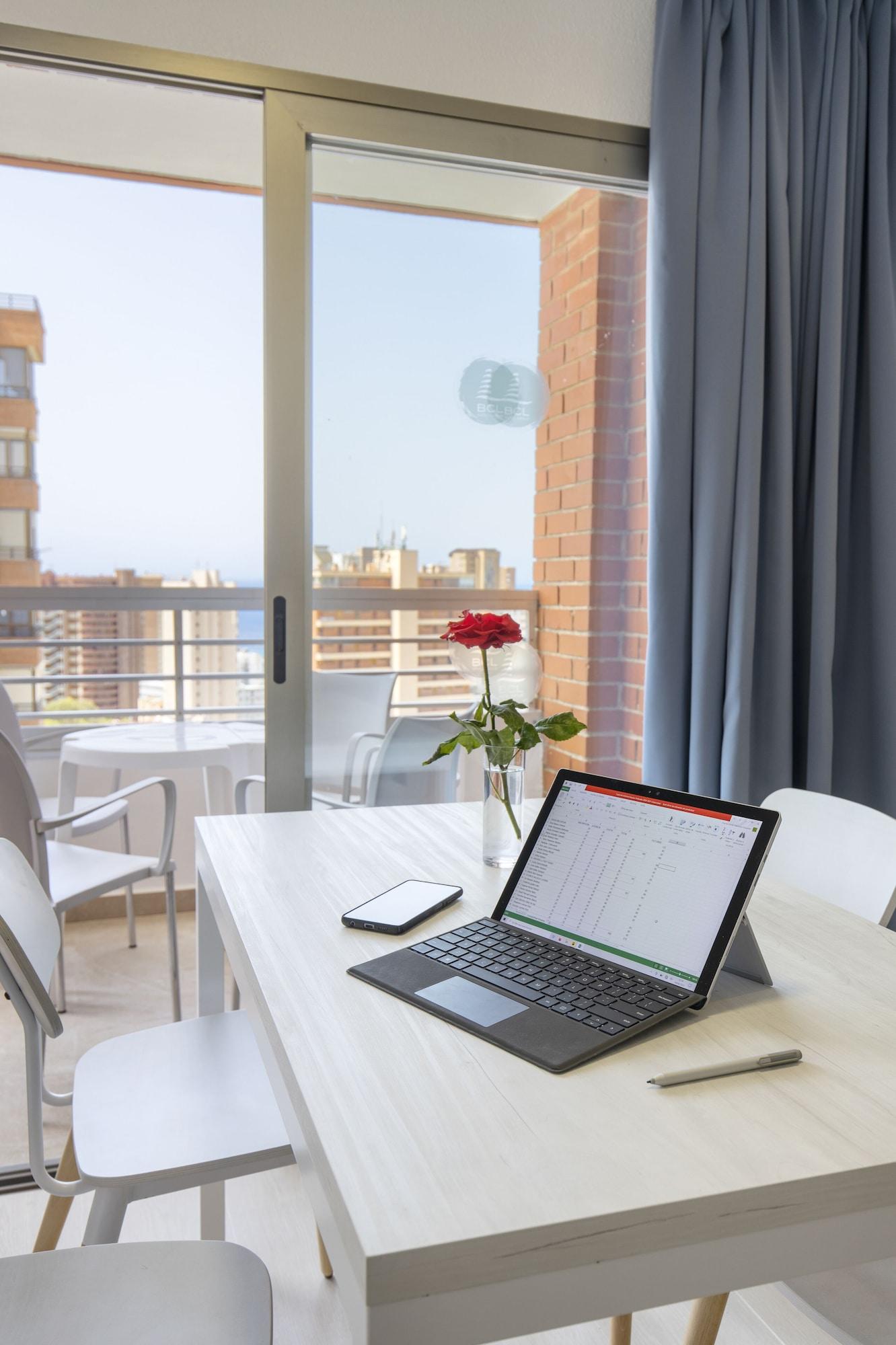 Habitación Aparthotel BCL Levante Lux