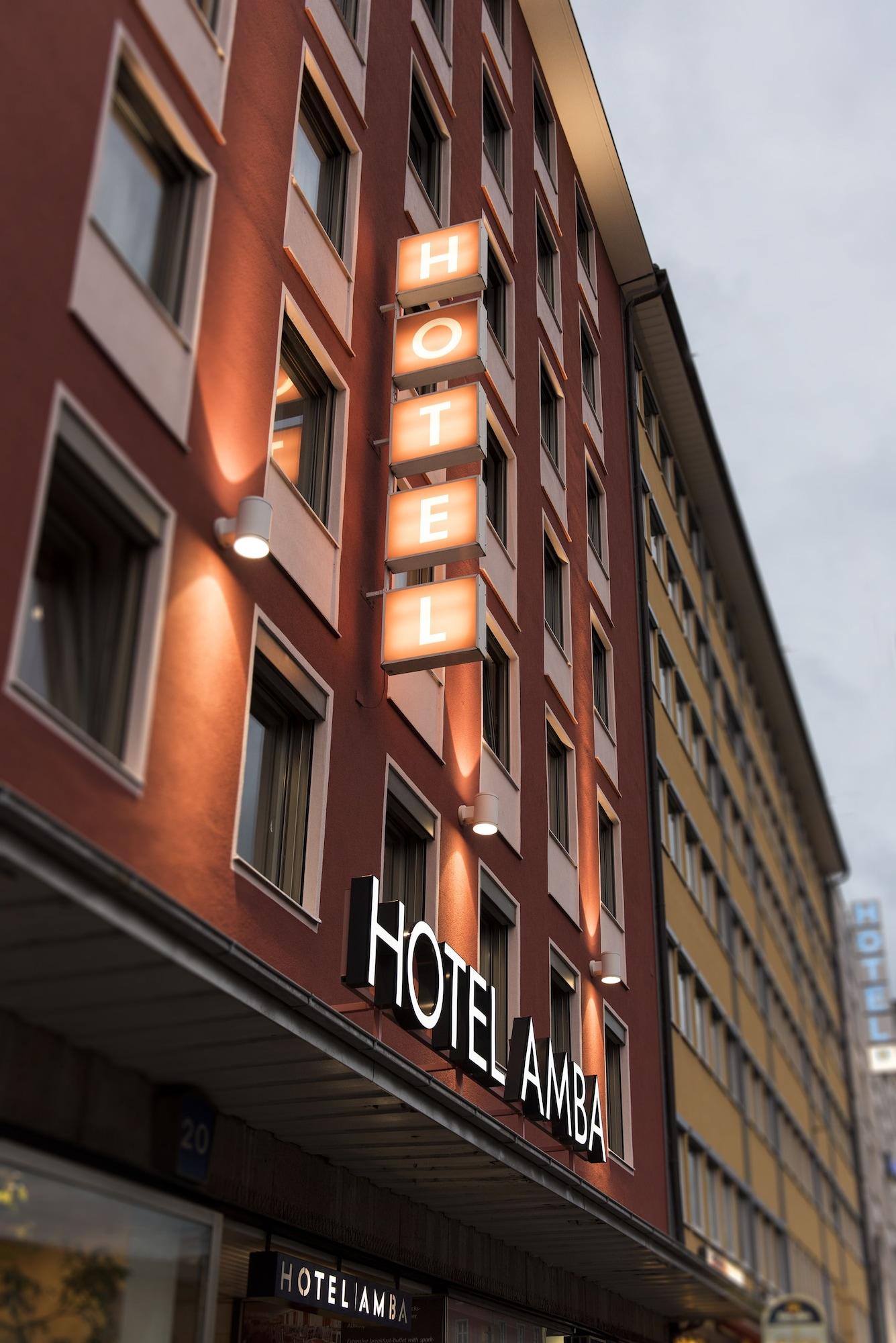 Vista Exterior Hotel Amba