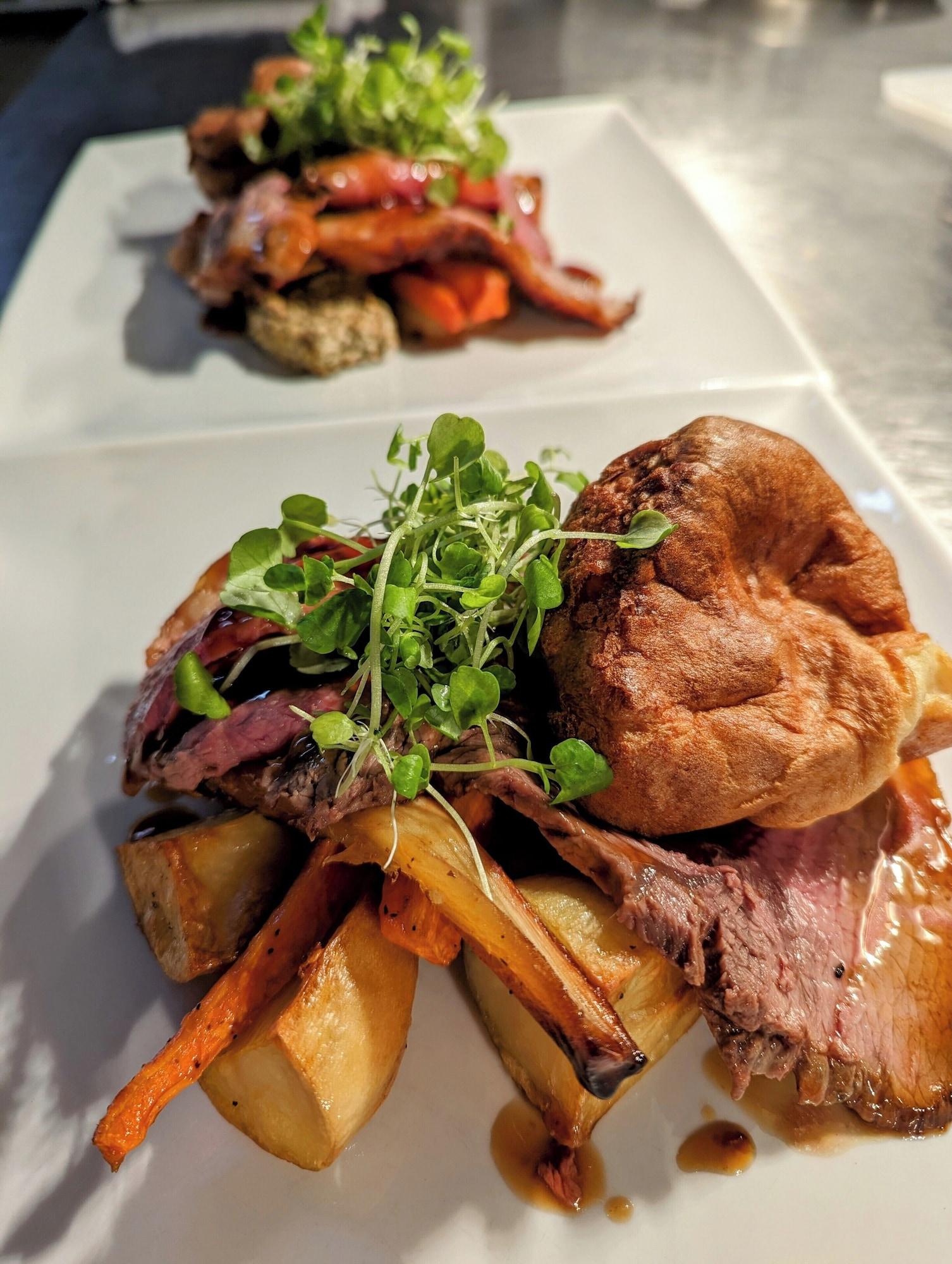 Restaurant The Walnut Tree Hotel