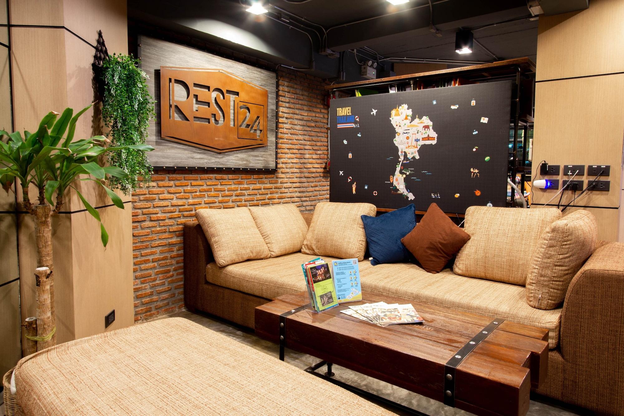 Vista Lobby Rest24 Residence