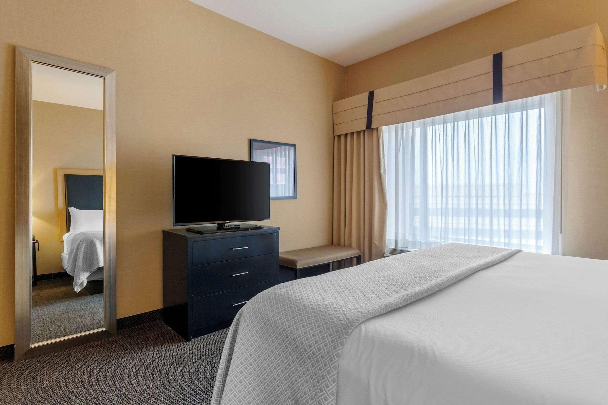 Habitación Cambria Hotel Denver International Airport
