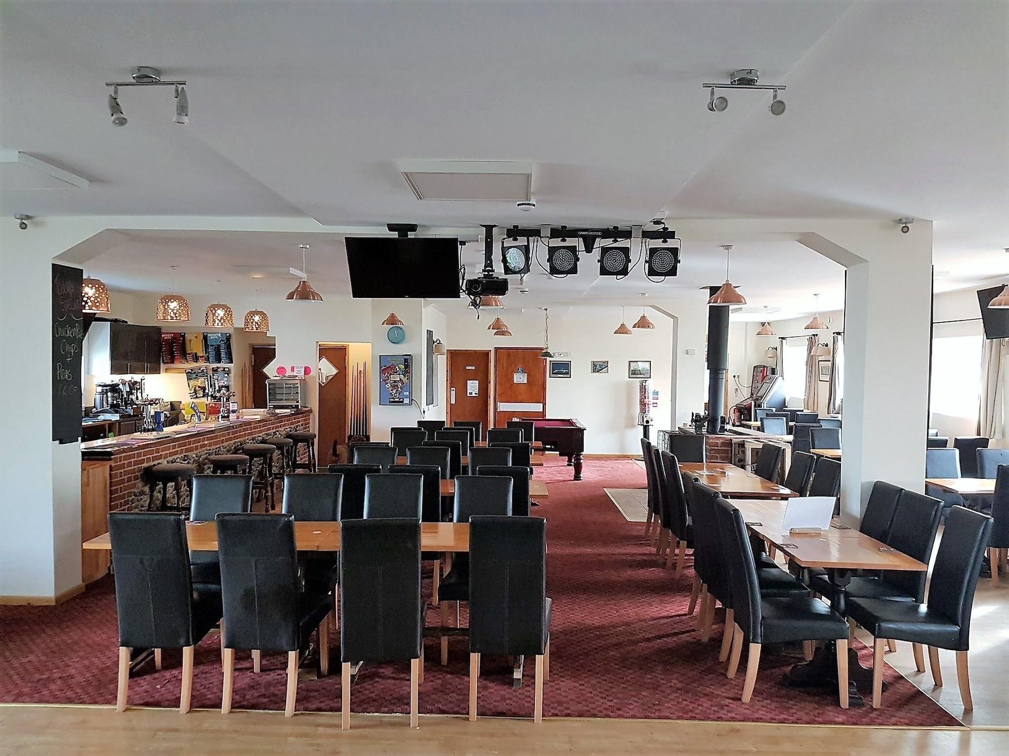 Restaurant The Cliff Top Inn Hotel