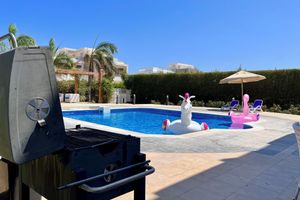 Alquiler Vacacional - Luxury 4BD Villa with Pool in Hurghada