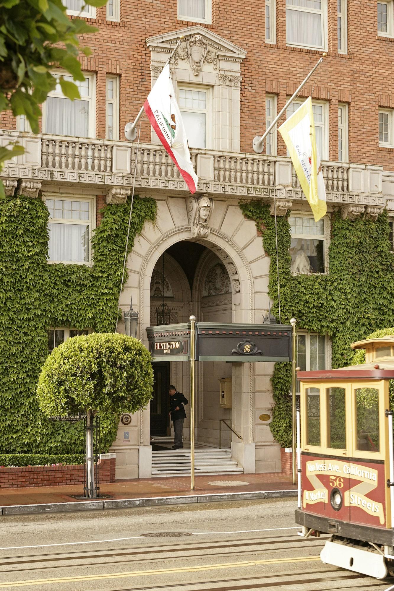 Vista Exterior Huntington Hotel