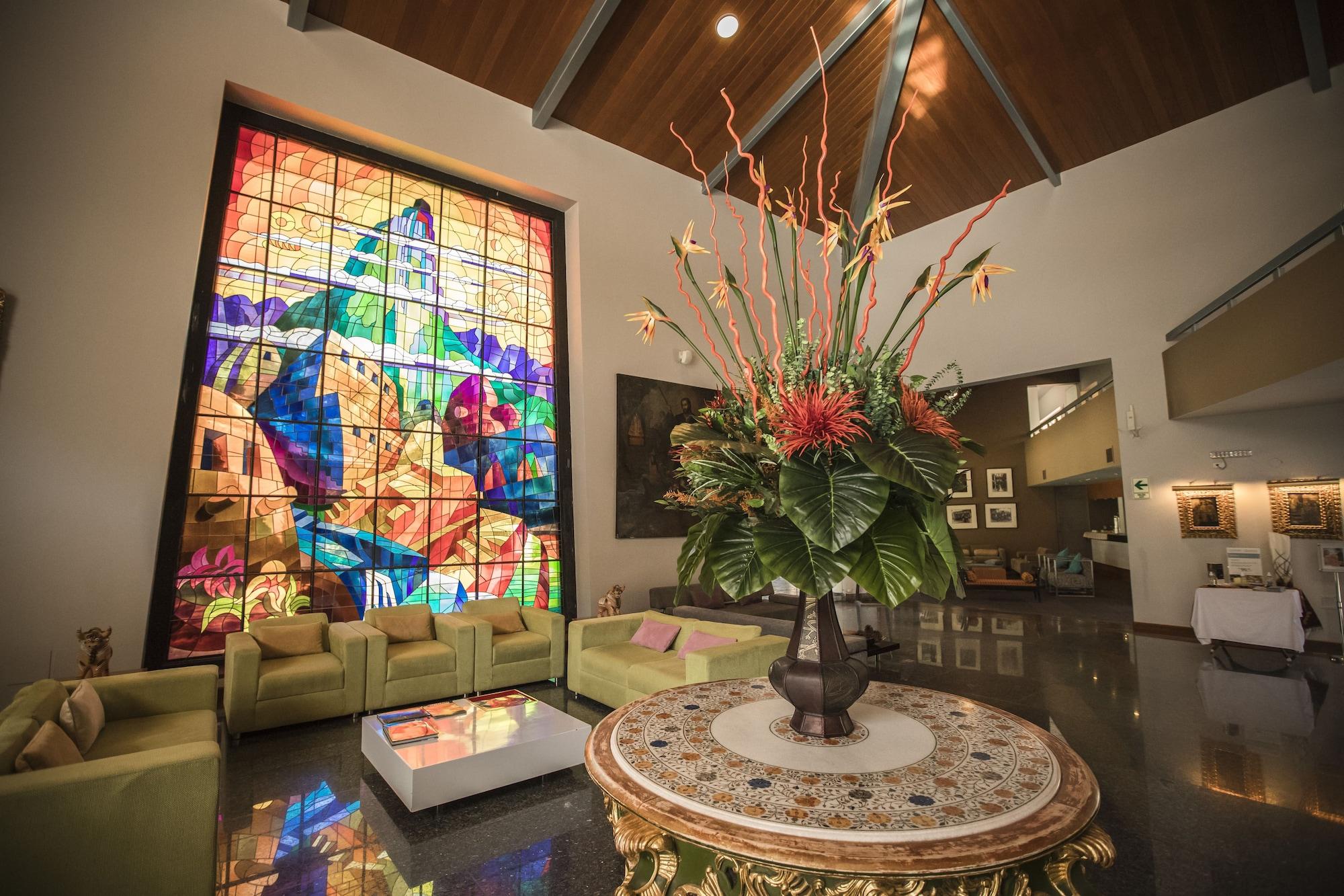 Vista Lobby Aranwa Sacred Valley