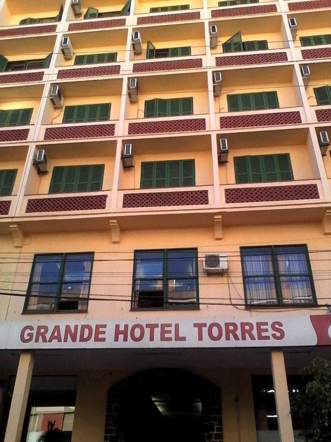 Vista Exterior Grande Hotel Torres