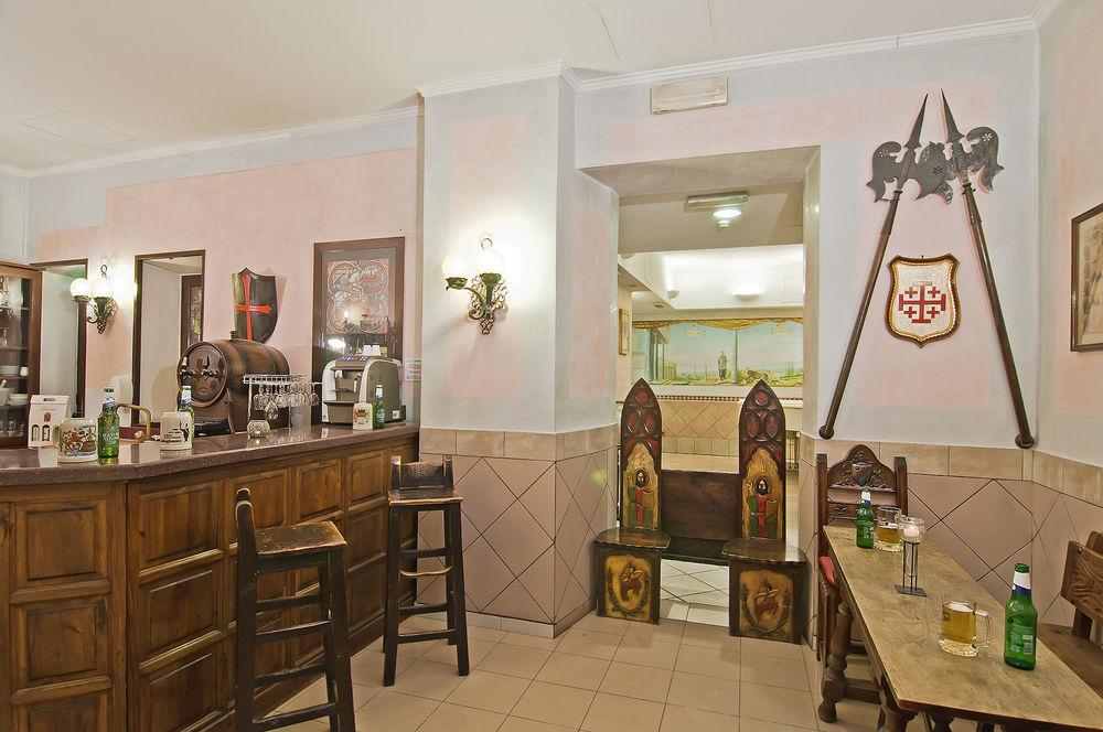 Bar/Salón Hotel Museum