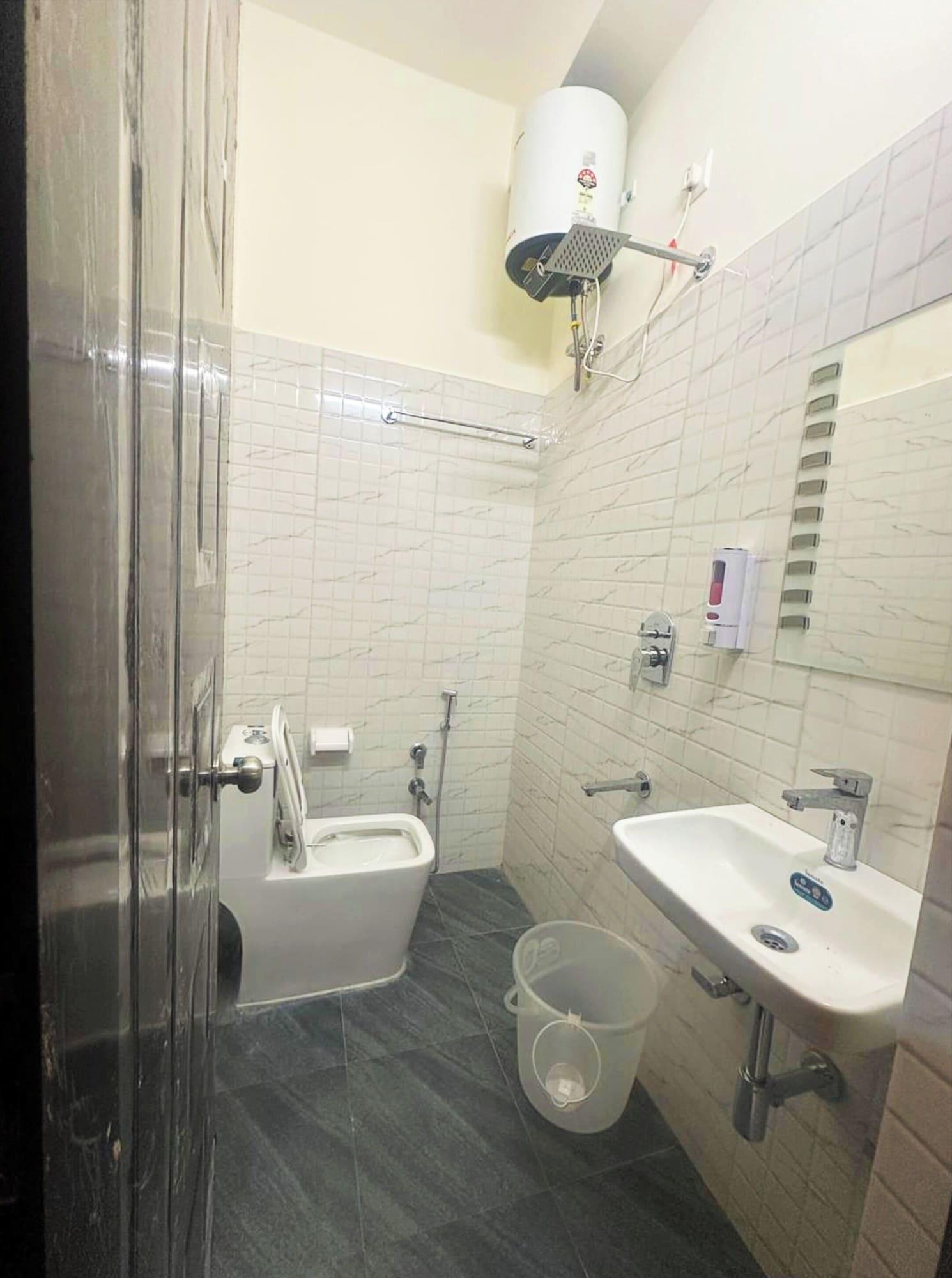 Equipamiento de Habitación Hotel Crown Plaza Jalandhar