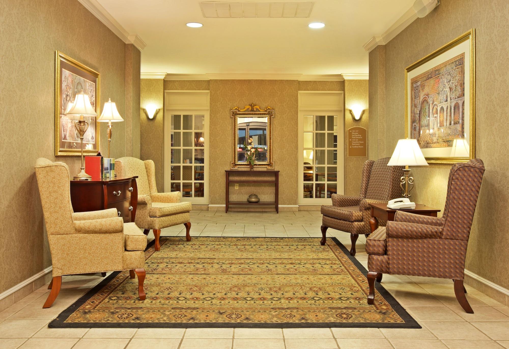 Vista Lobby Holiday Inn Express Hotel & Suites Camden by IHG