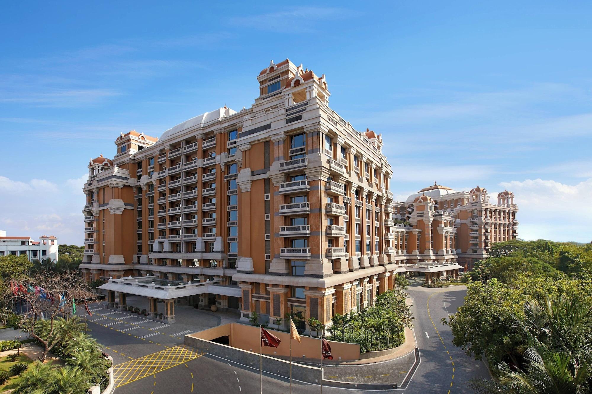 Vista Exterior ITC Grand Chola, a Luxury Collection Hotel, Chennai