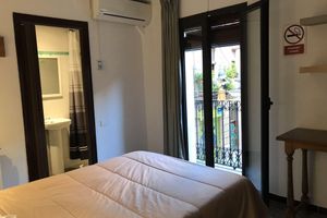 Alojamiento - Hostal Radio