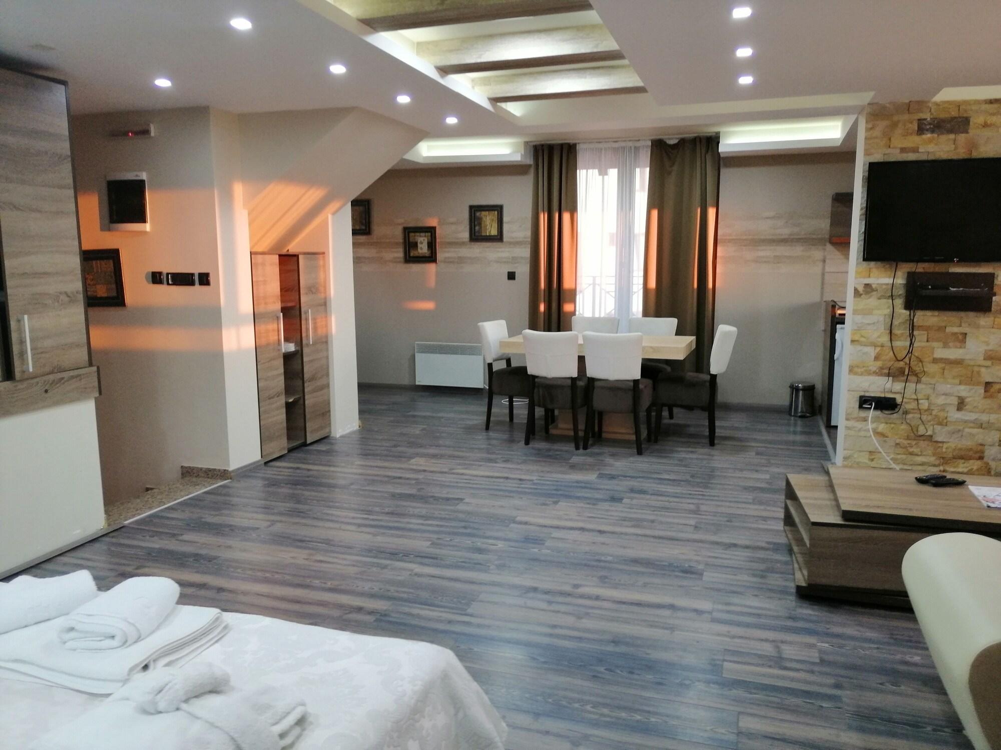 Vista Lobby Hotel Milmari