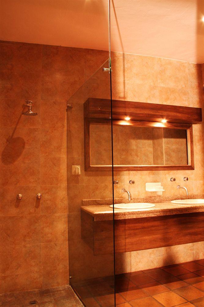 Equipamiento de Habitación Hacienda Santa Ana