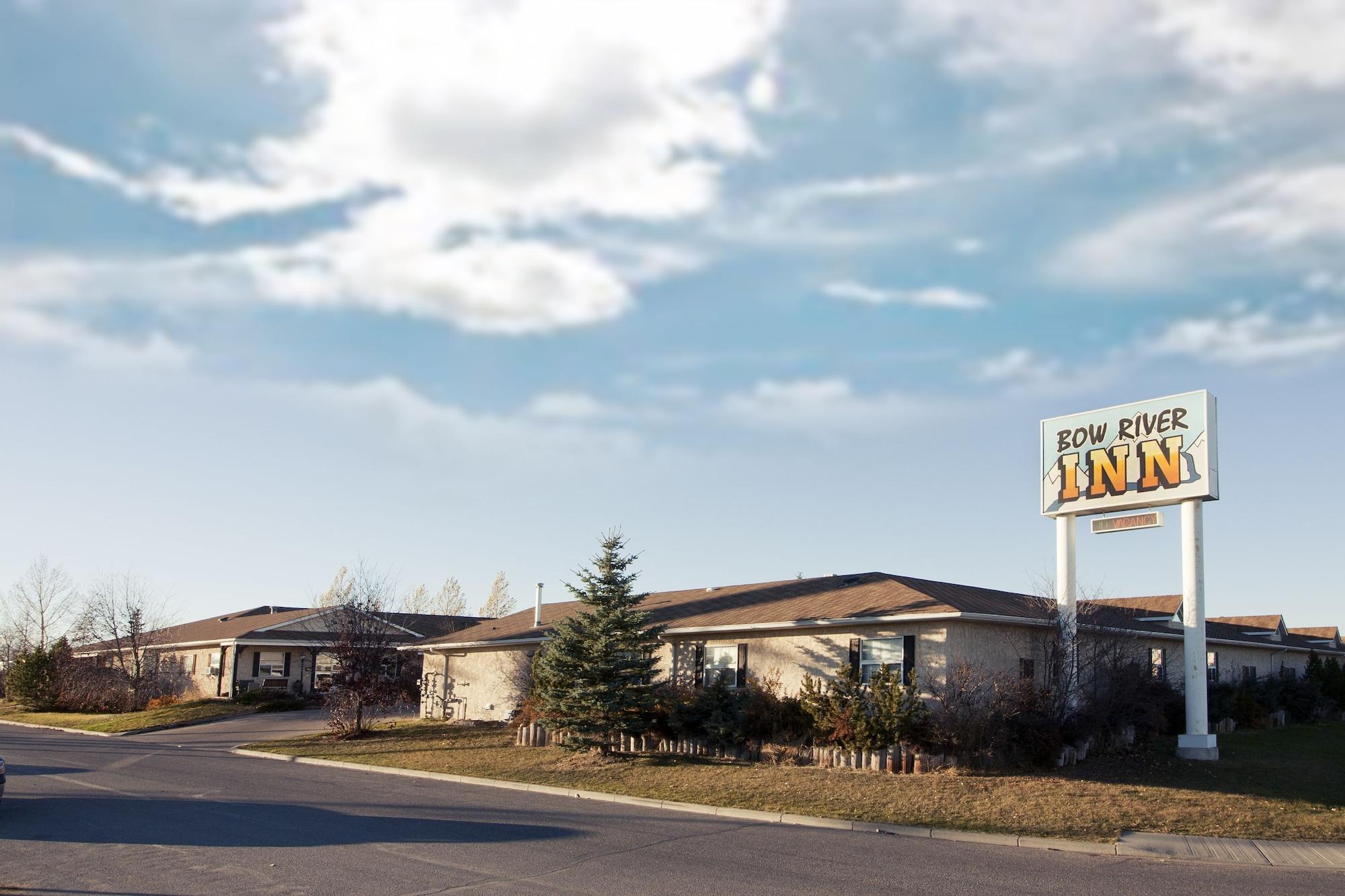 Varios Bow River Inn