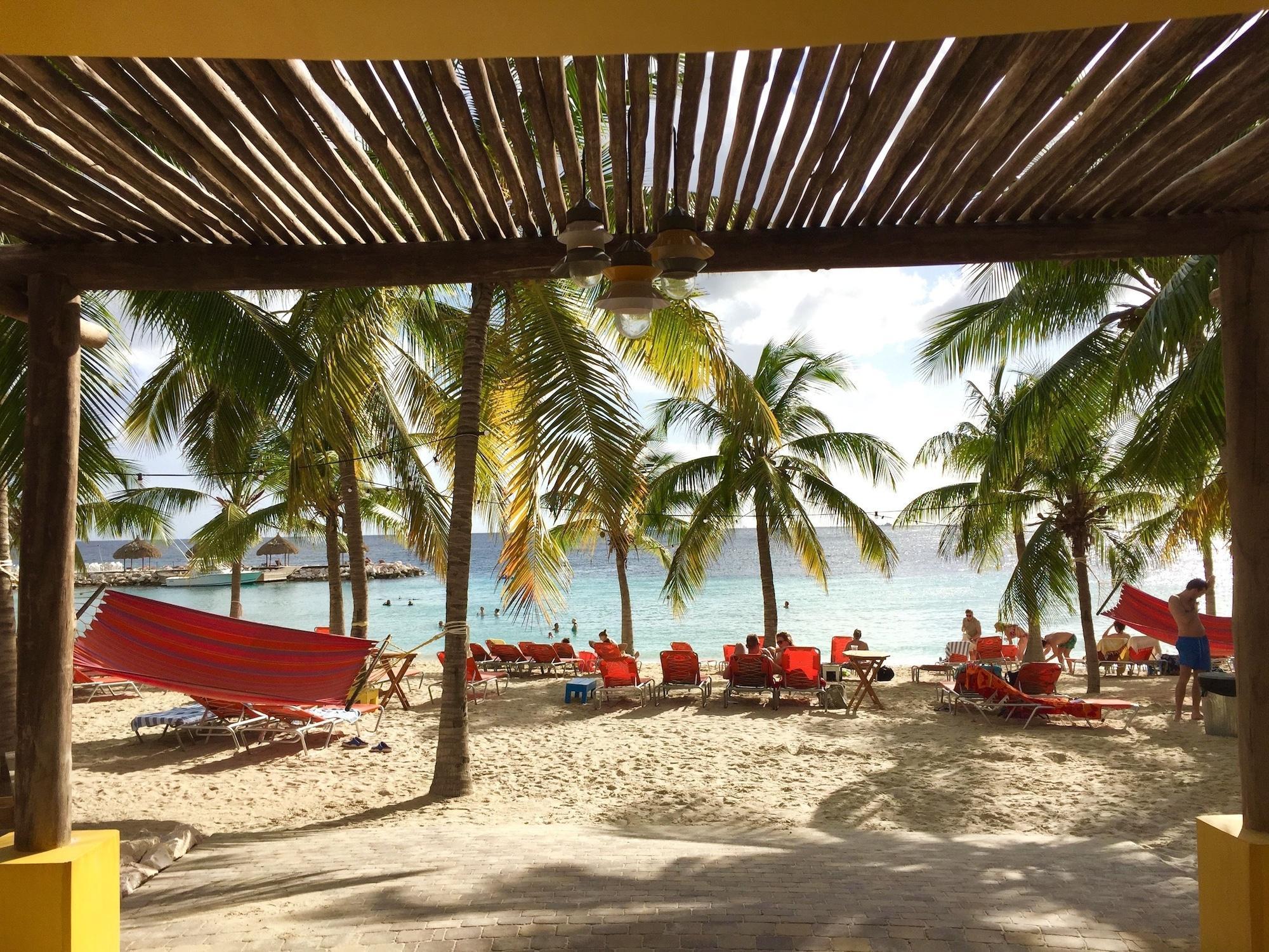 Bar/Salón Blue Bay Beach Villas