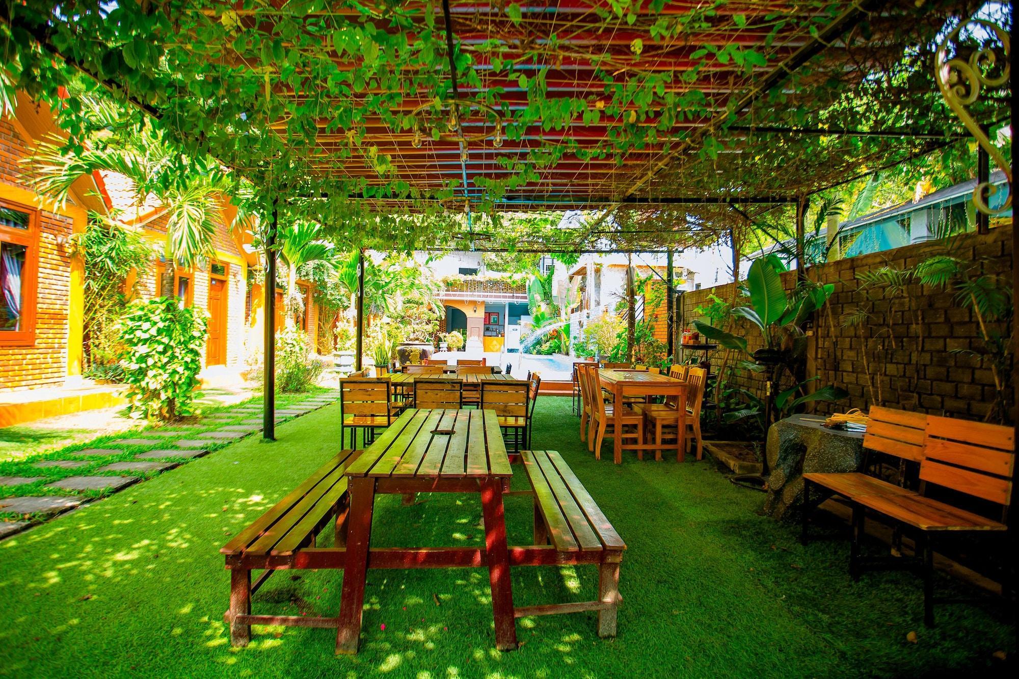 Restaurant Phong Nha Hillside View Bungalow