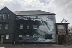 Alojamiento - Maddens Bridge Bar & Guesthouse