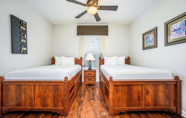 Epic Universe Premium Lake View Condo, Vista Cay - 1002 - Hoteles cerca de Cerca del Aeropuerto en Orlando