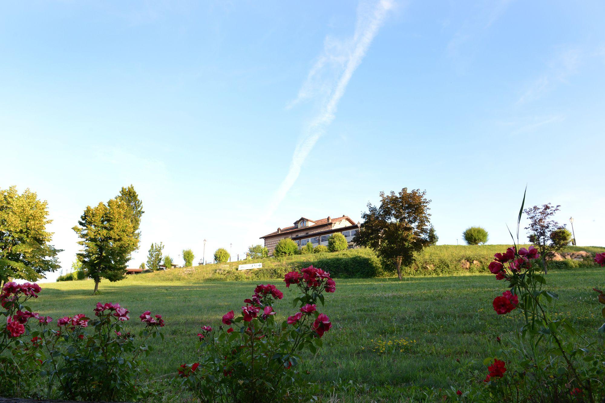 Vista Exterior Monferrato Resort