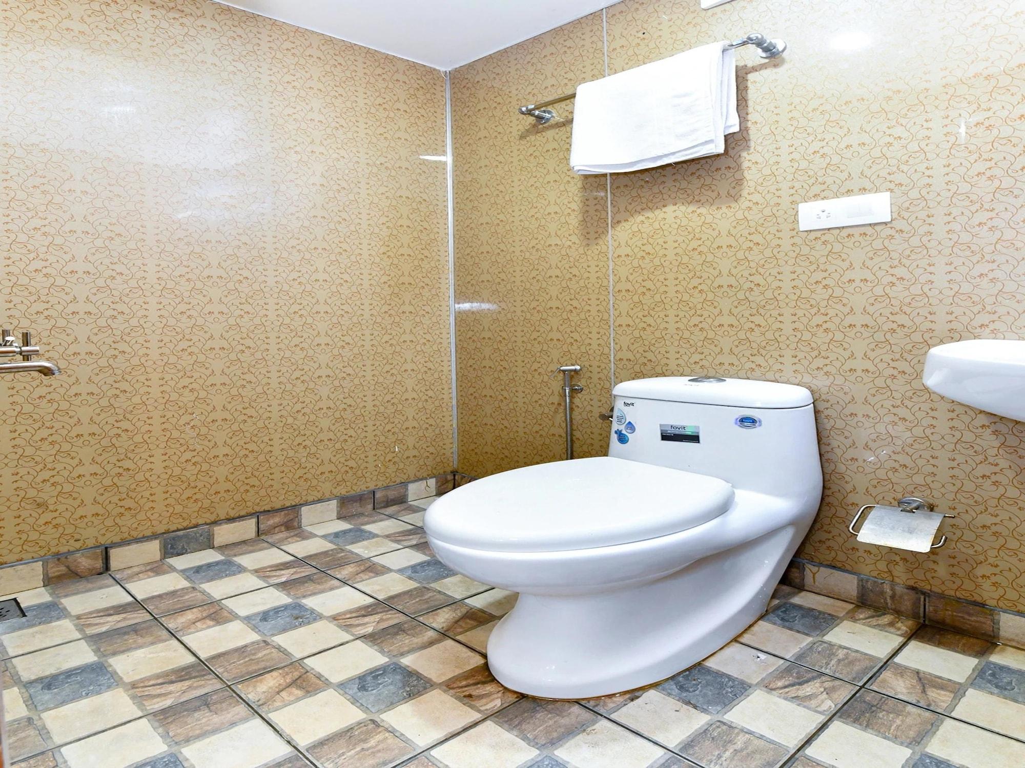 Equipamiento de Habitación OYO 22272 Houseboat Anugraha 8 Bhk