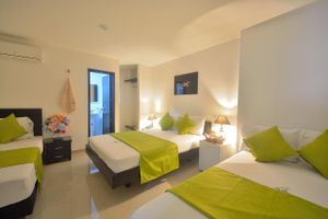 Alojamiento - La Pera Hotel