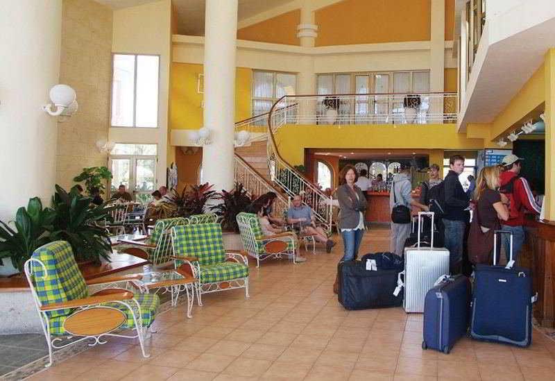 Vista do lobby Gran Caribe Club Kawama Resort All Inclusive