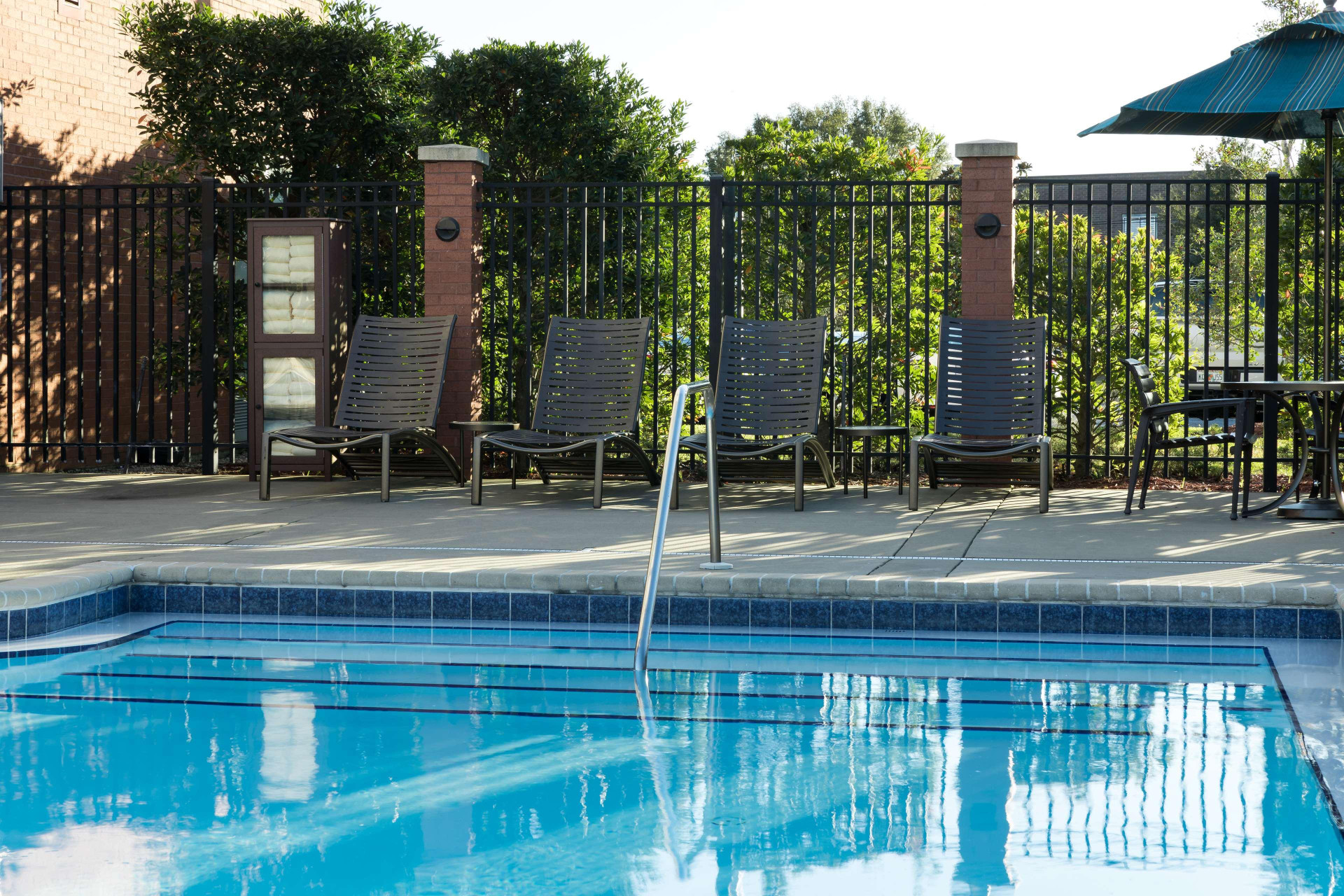 Vista Piscina Hyatt Place Jacksonville Airport