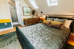 Alquiler Vacacional - The Inn at Newton Highlands, Suite 2, Apartment-Hotel