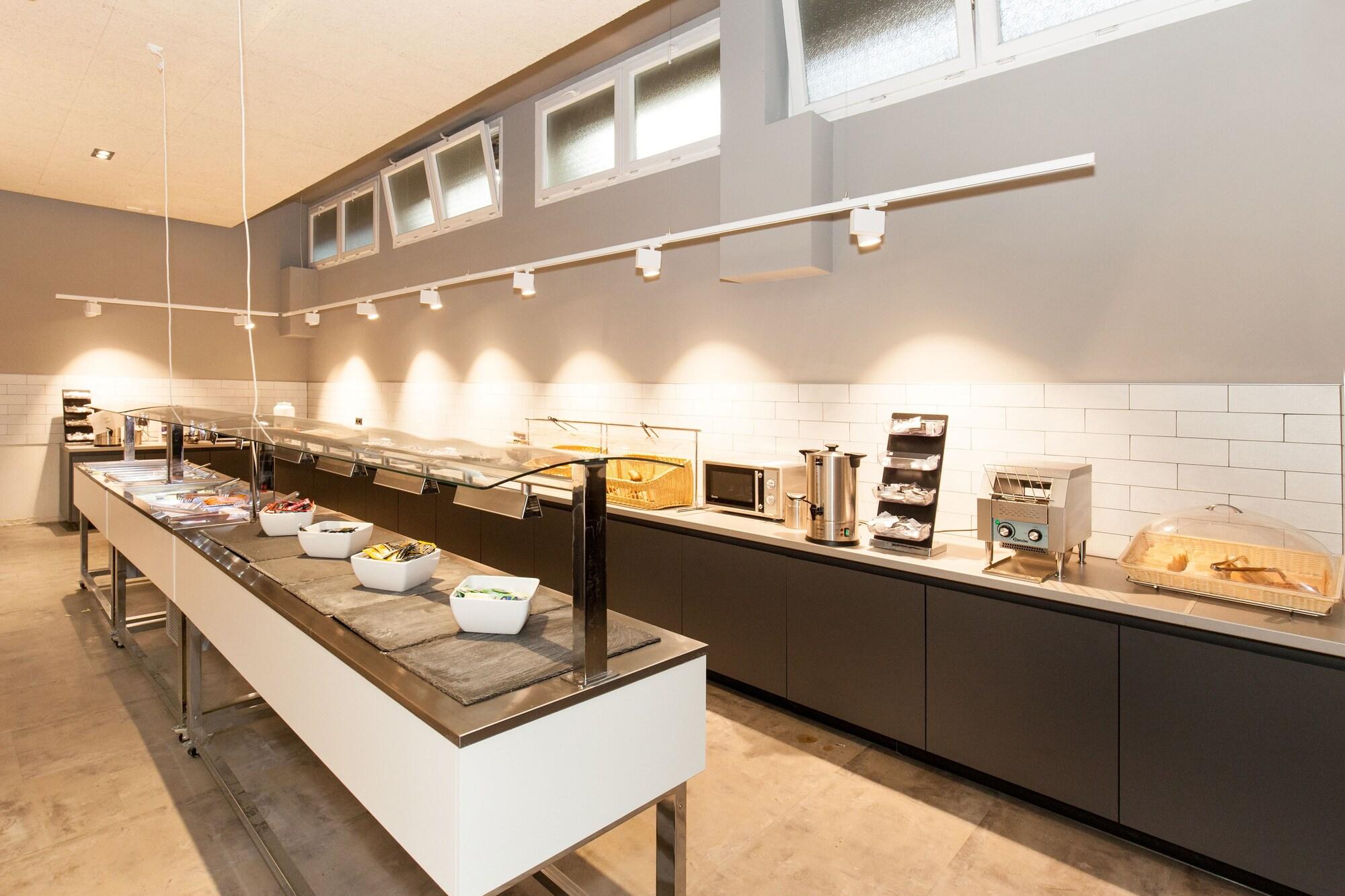 Restaurant a&o Nürnberg Hauptbahnhof - Hostel