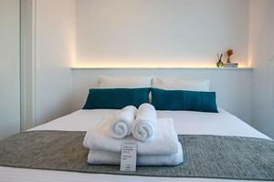 Alquiler Vacacional - Phaedrus Living: Seaside Deluxe Flat Harbour 107