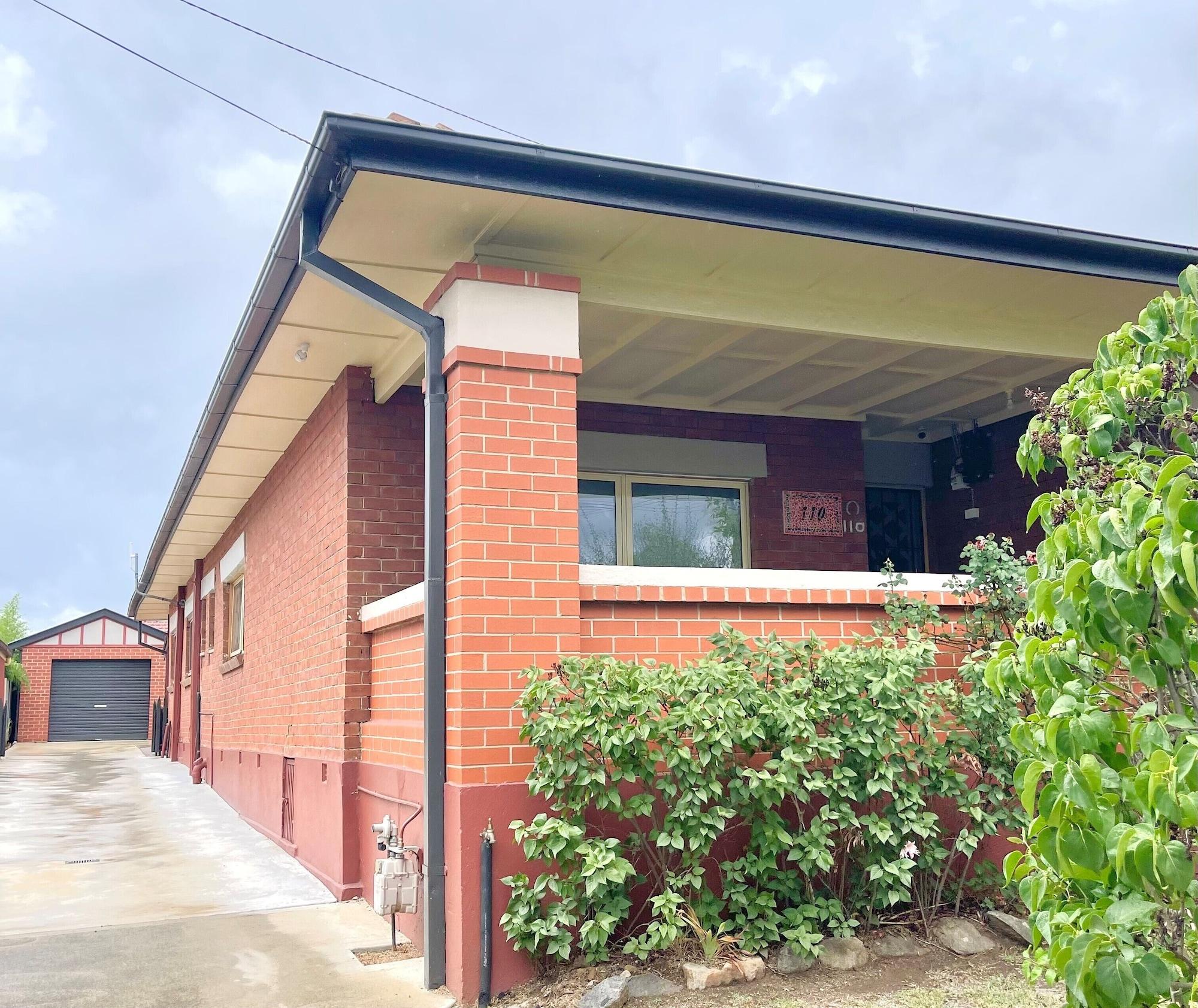 Vista Exterior Heritage Inn Bathurst