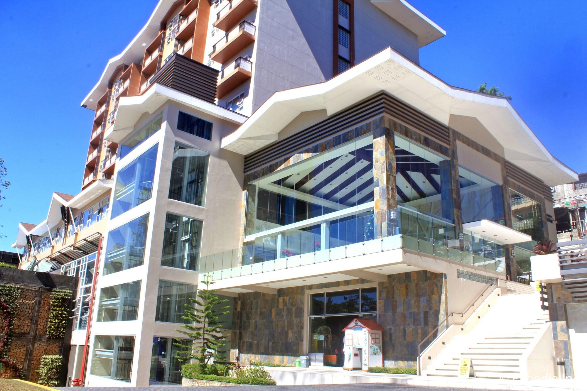 Vista Exterior Newtown Plaza Hotel