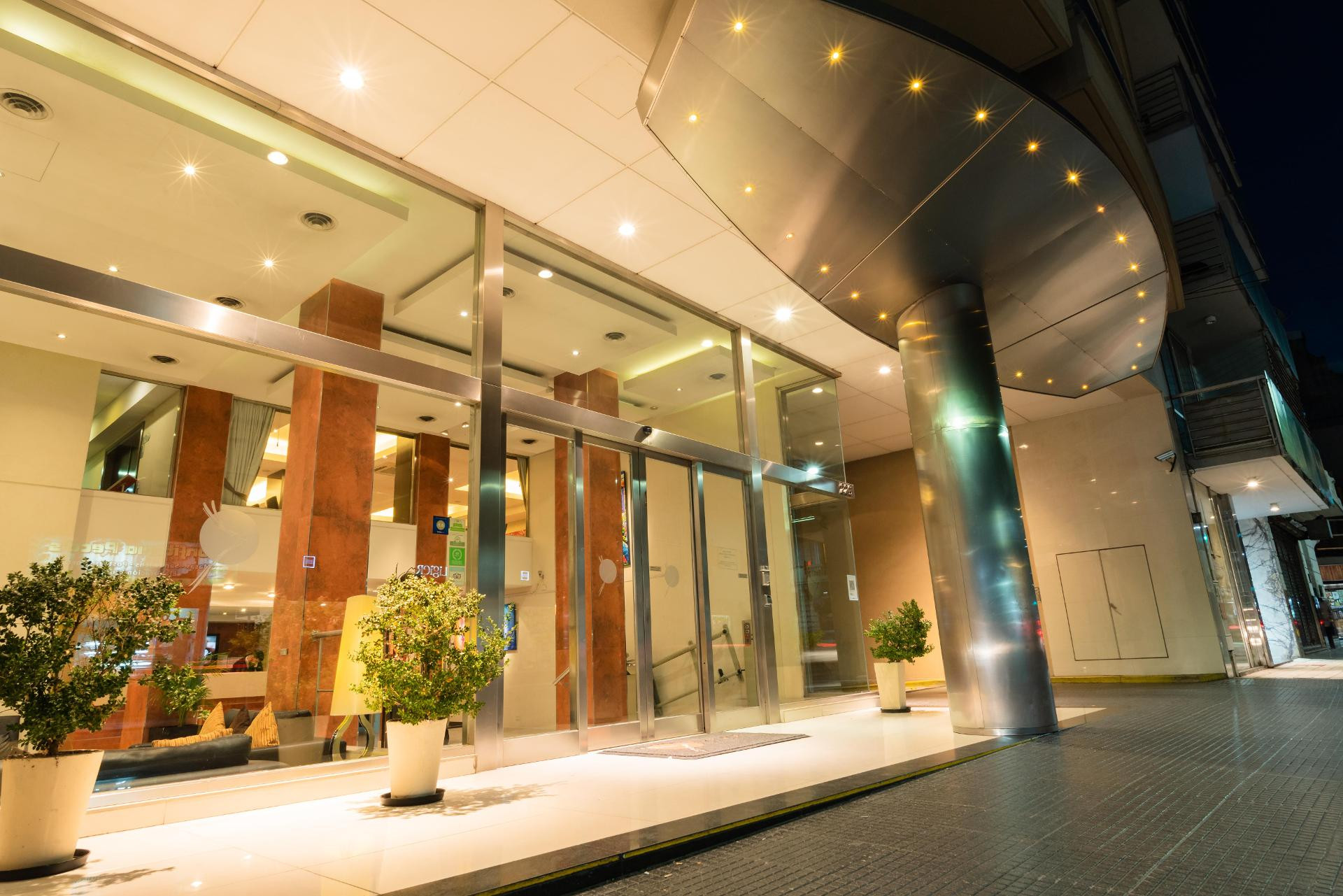 Vista Exterior Icaro Suites