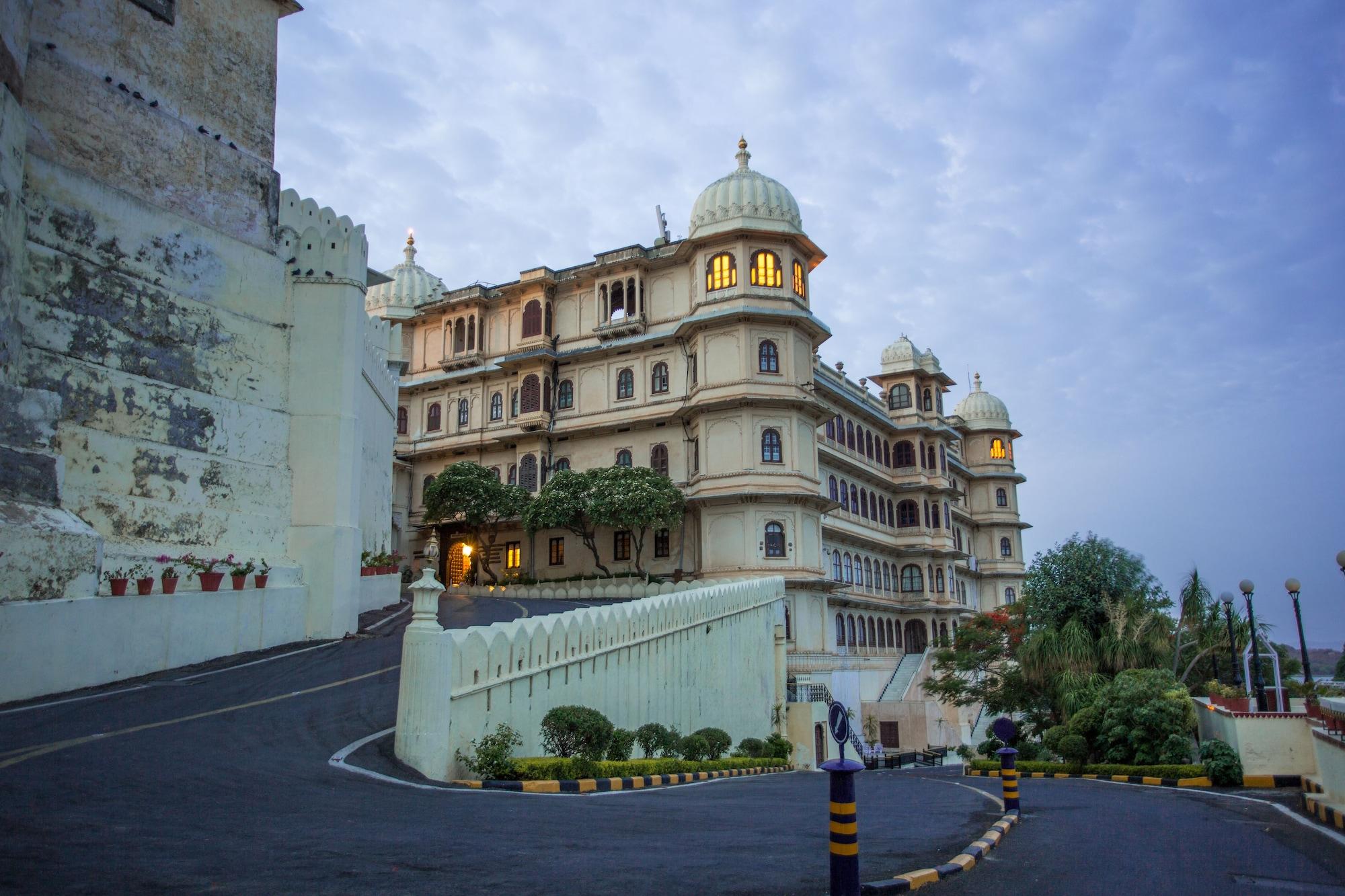Vista Exterior Taj Fateh Prakash Palace