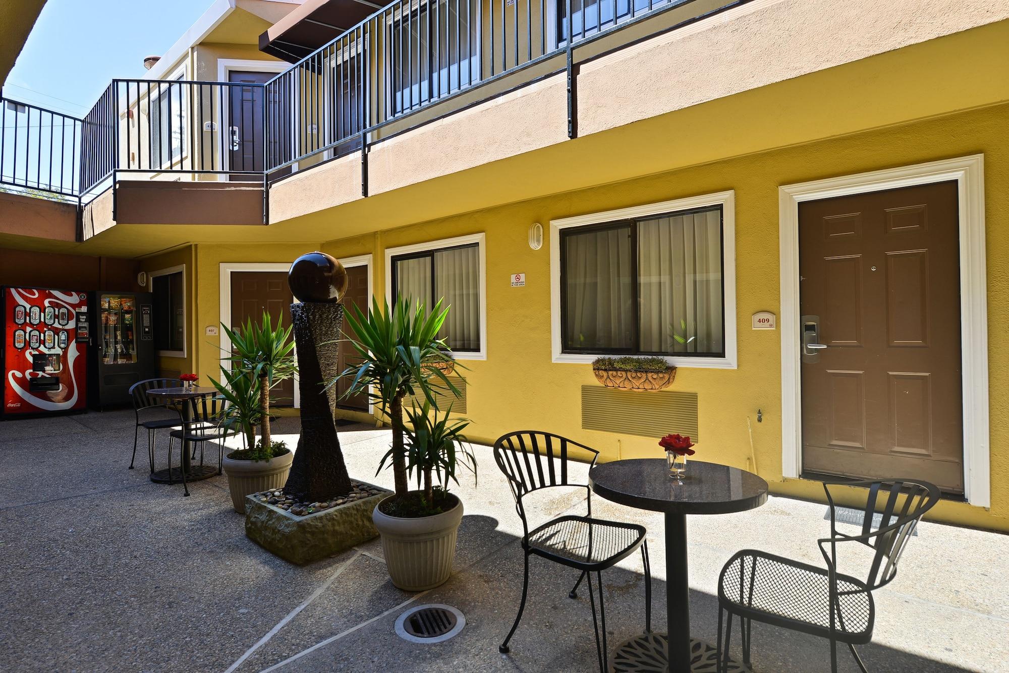 Varios Inn By The SFO