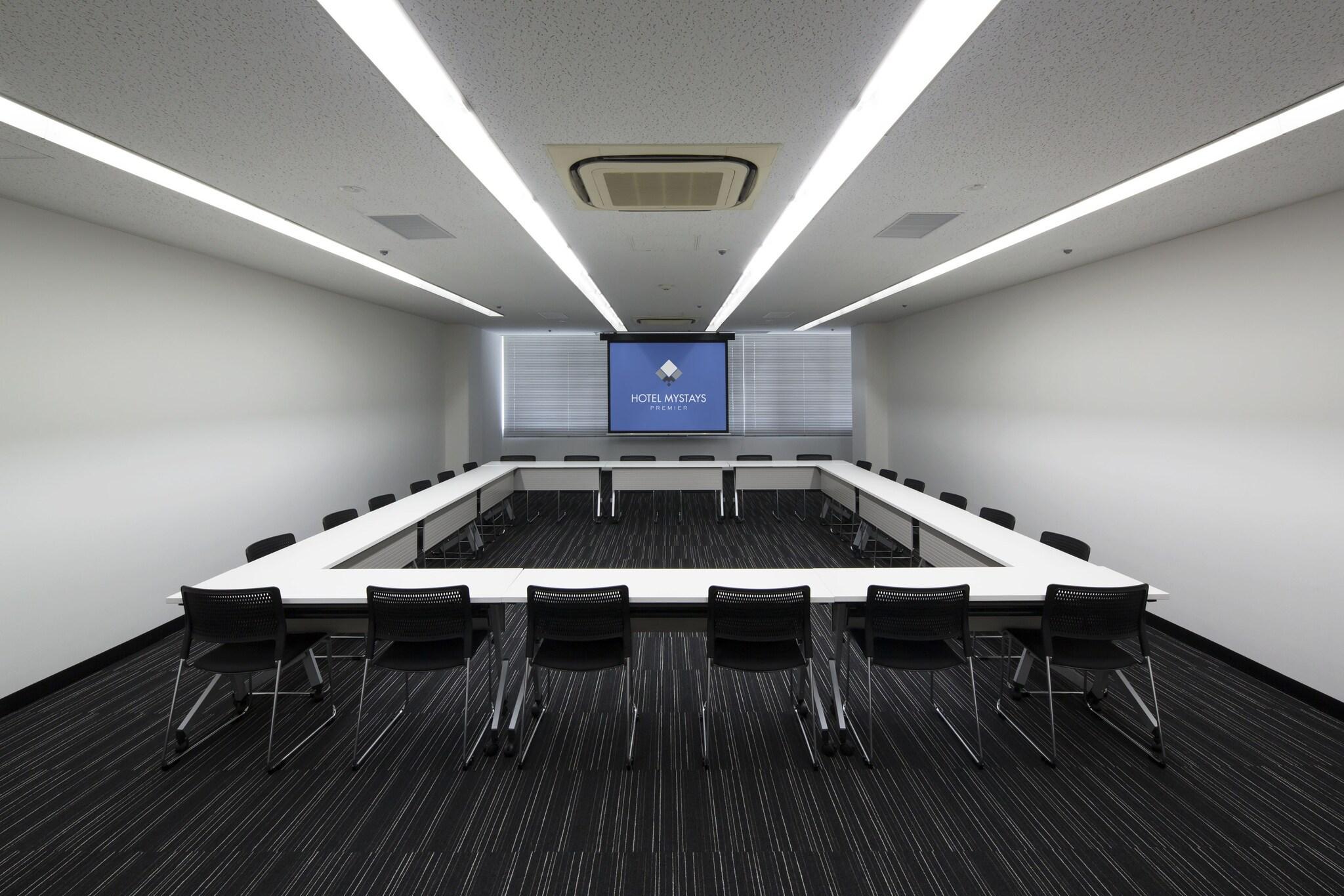 Sala de Reuniones HOTEL MYSTAYS Shin Osaka Conference Center