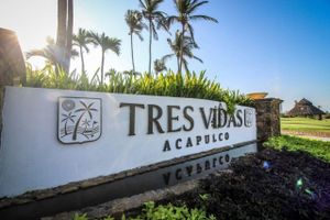 Tres Vidas Acapulco Suites