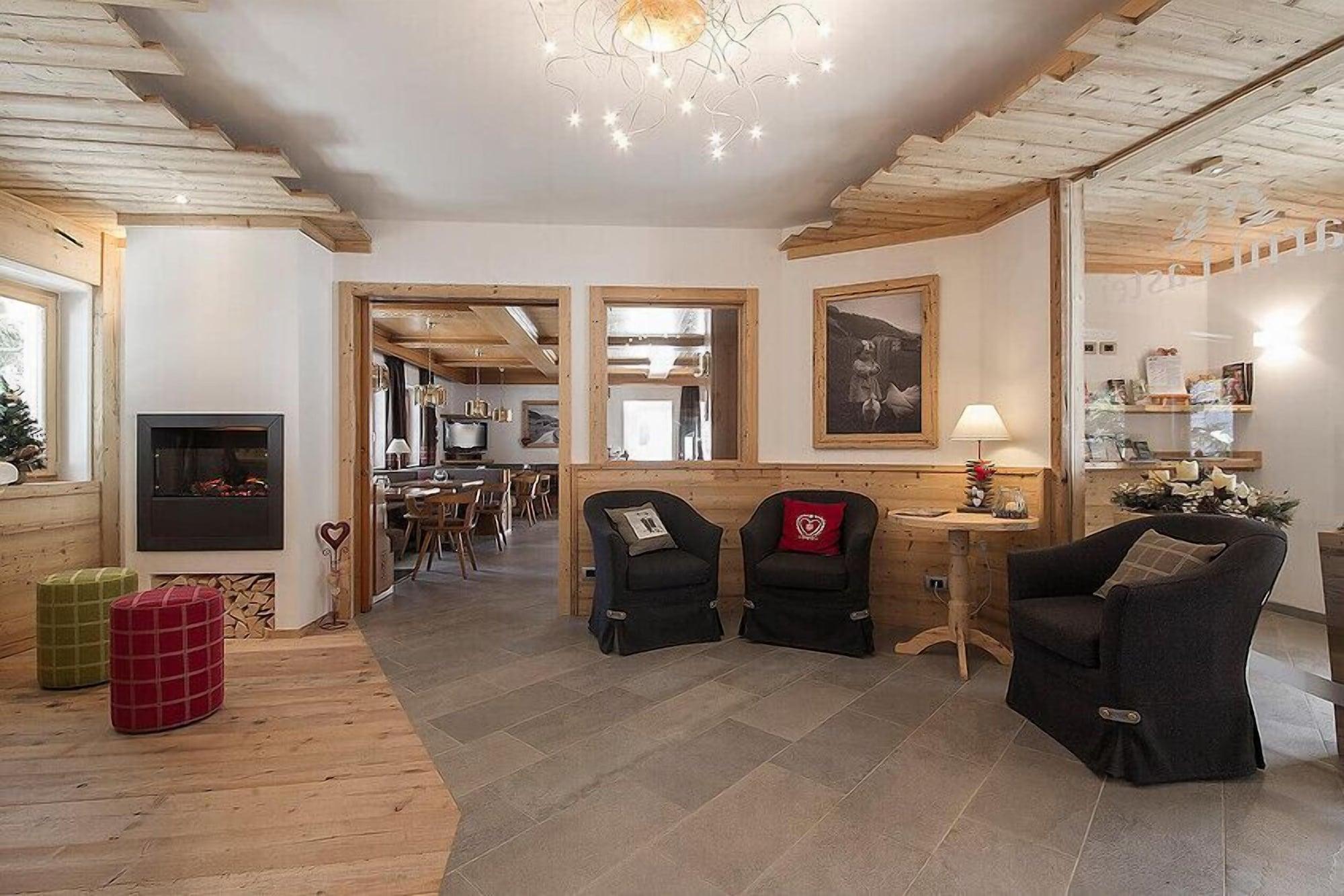 Vista Lobby Hotel Garni Lastei