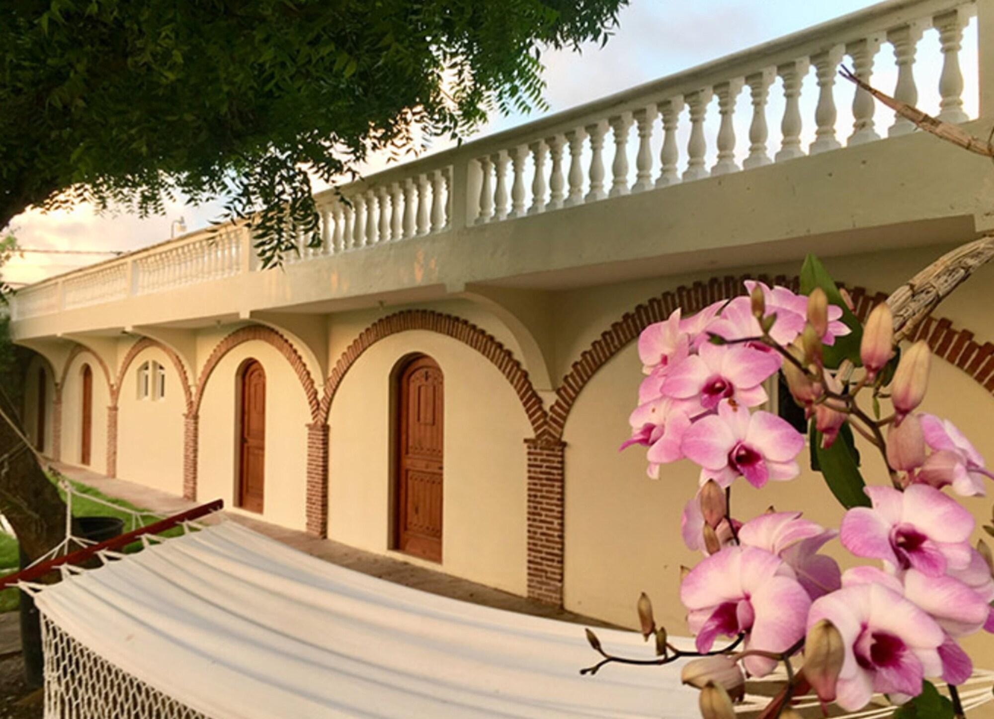 Varios Apartahotel Yamili