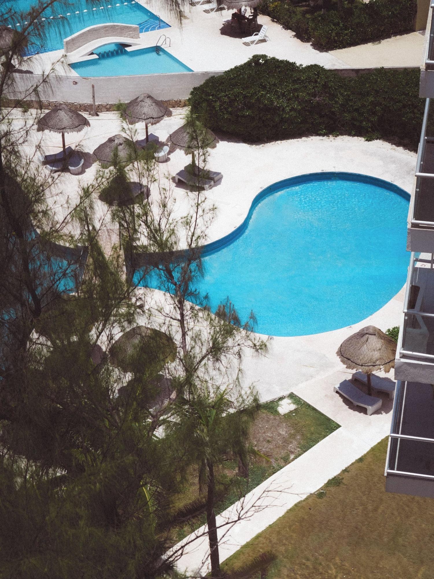 Vista Piscina NAIA MAR