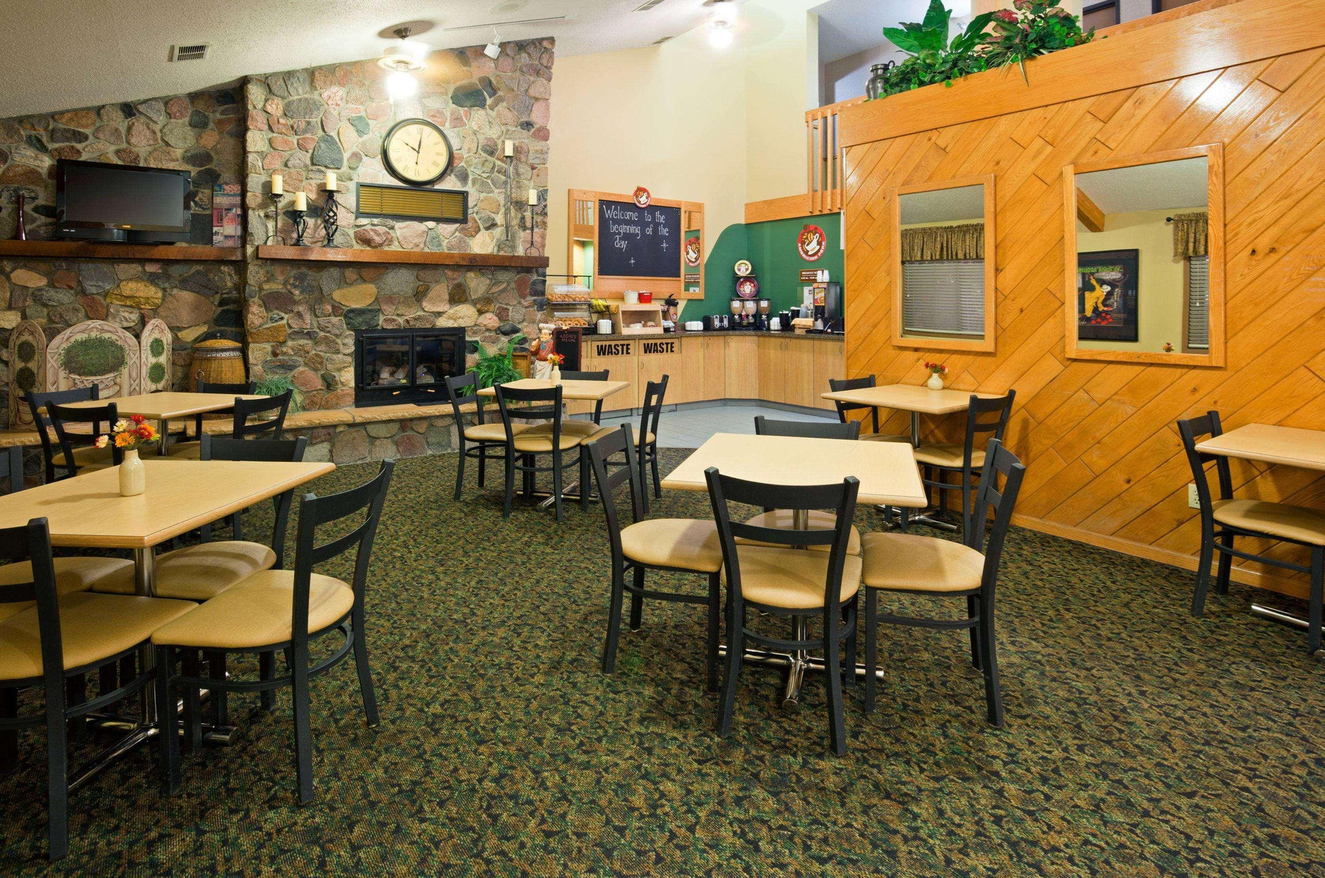 Restaurant AmericInn by Wyndham Sioux Falls