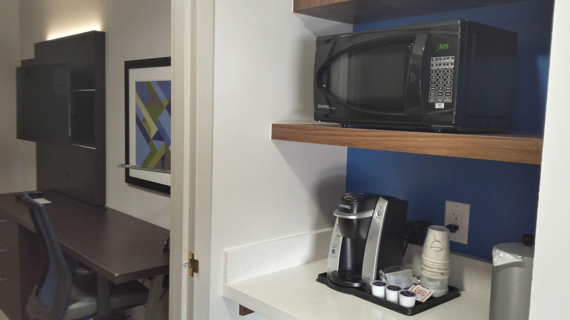 Habitación Holiday Inn Express & Suites Mississauga-Toronto Southwest by IHG